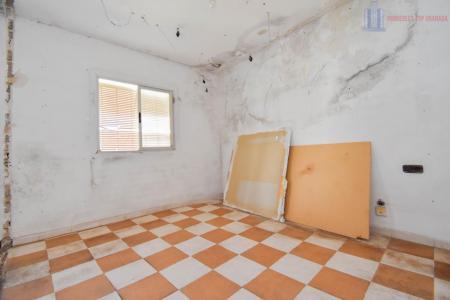 Venta de chalet en Huétor Vega