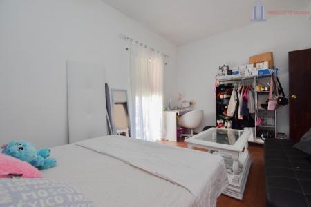 Venta de chalet en Huétor Vega