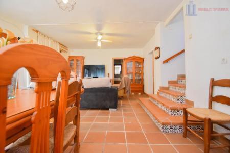 Venta de chalet en Huétor Vega