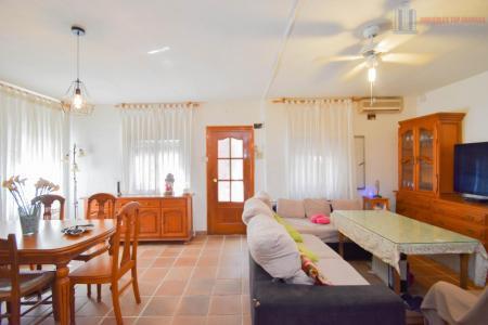 Venta de chalet en Huétor Vega