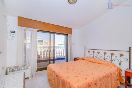 Venta de casa en Granada