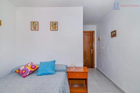 Venta de casa en Granada