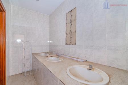 Venta de casa en Granada