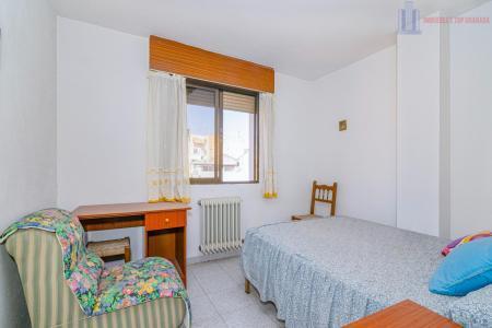 Venta de casa en Granada
