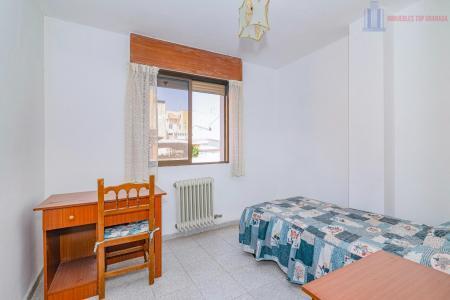 Venta de casa en Granada
