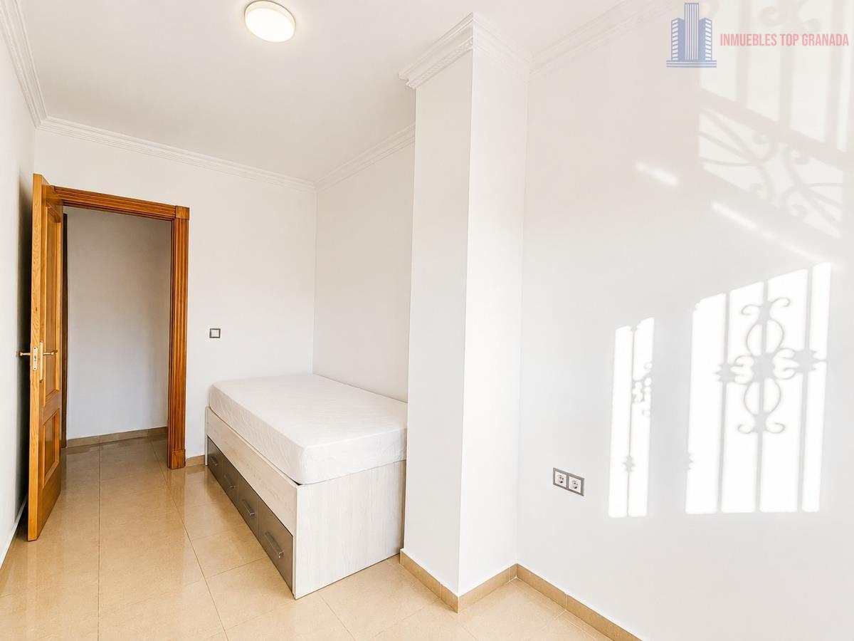 Venta de piso en Atarfe