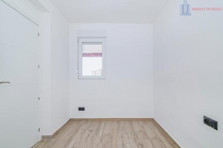Venta de piso en Granada