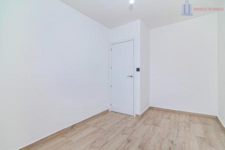 Venta de piso en Granada