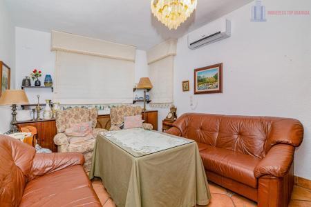 Venta de casa en Granada