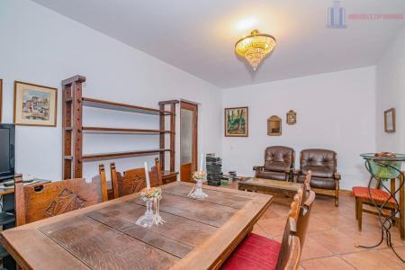 Venta de casa en Granada