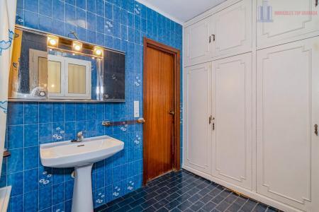 Venta de casa en Granada