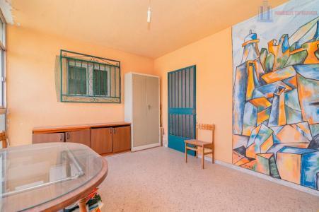 Venta de casa en Granada