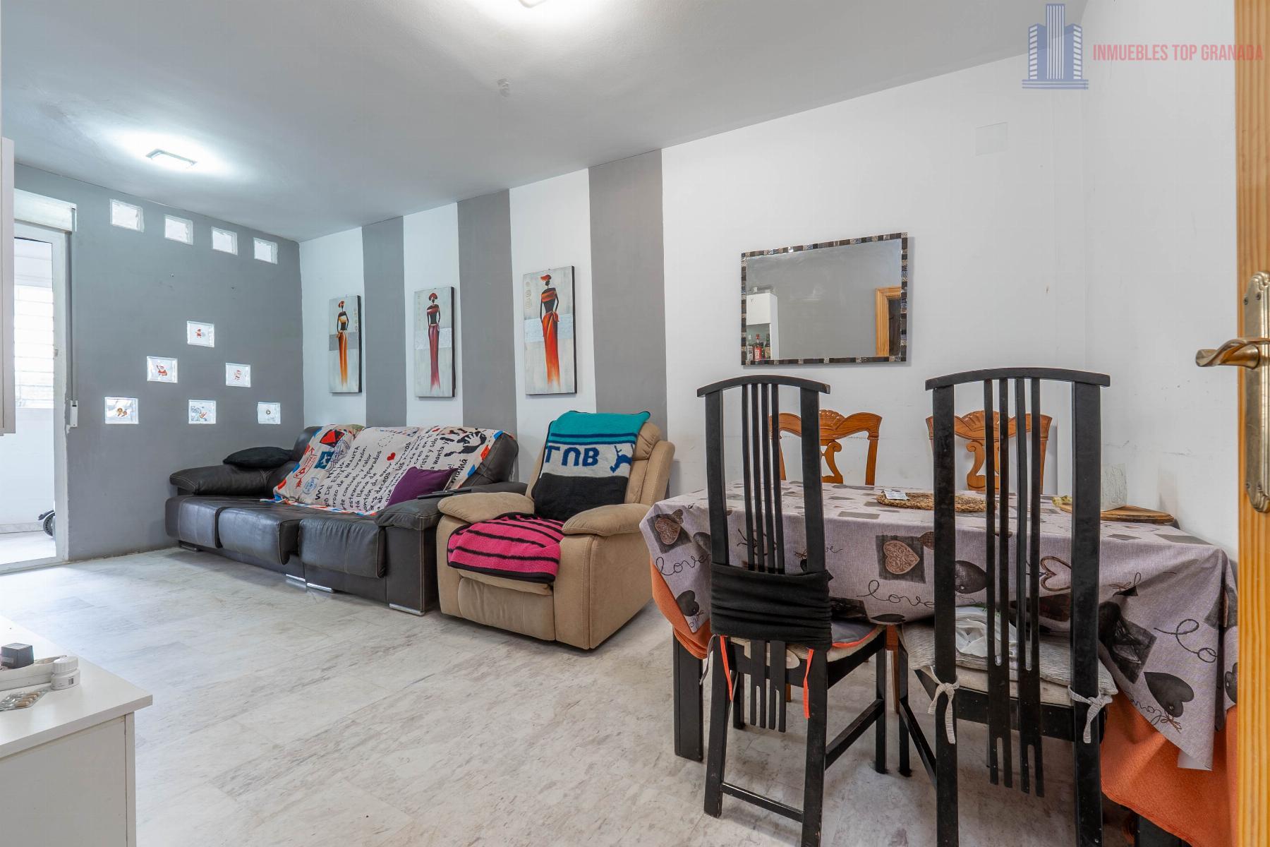 Venta de piso en Churriana de la Vega