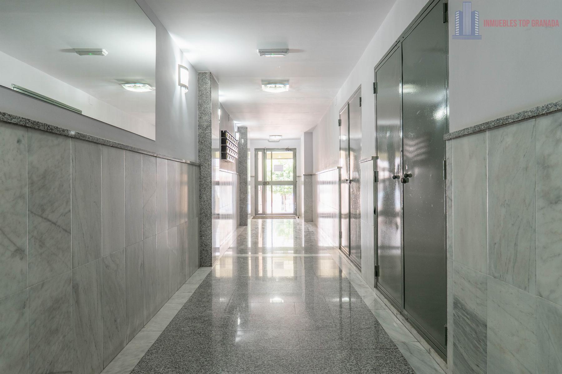 Venta de piso en Churriana de la Vega