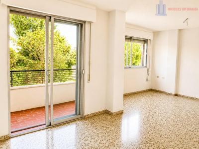 Venta de piso en Armilla