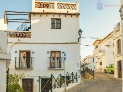 Venta de casa en Salobreña