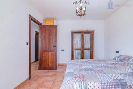 Venta de chalet en Alhendín