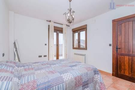 Venta de chalet en Alhendín