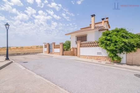 Venta de chalet en Alhendín