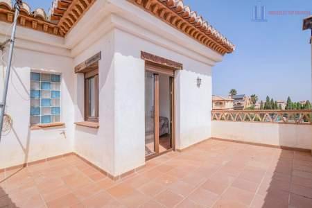 Venta de chalet en Alhendín