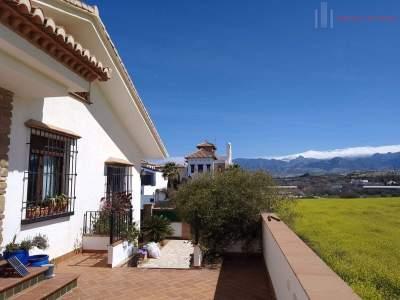 Venta de chalet en Alhendín