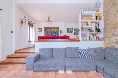 Venta de chalet en Alhendín