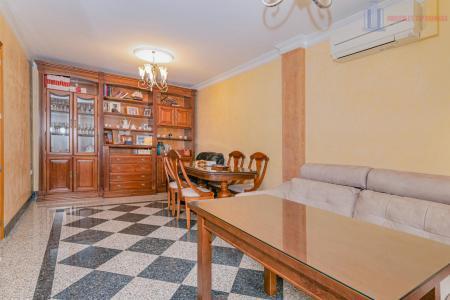 Venta de casa en Ambroz