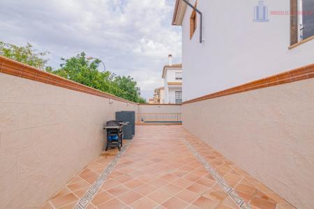 Venta de casa en Ambroz