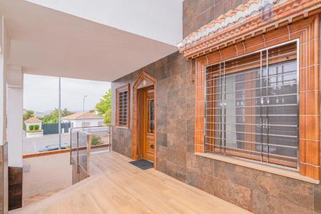 Venta de casa en Ambroz