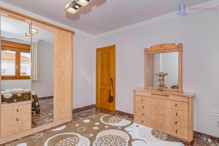 Venta de casa en Ambroz