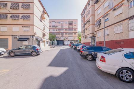 Venta de piso en Granada
