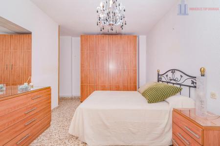 Venta de piso en Granada