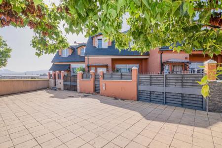 Venta de casa en Churriana de la Vega