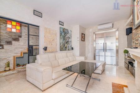 Venta de casa en Churriana de la Vega