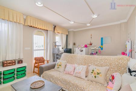 Venta de casa en Alhendín