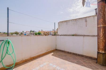 Venta de casa en Alhendín