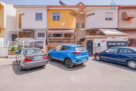 Venta de casa en Alhendín