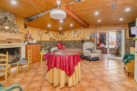 Venta de casa en Alhendín