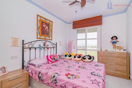 Venta de casa en Alhendín