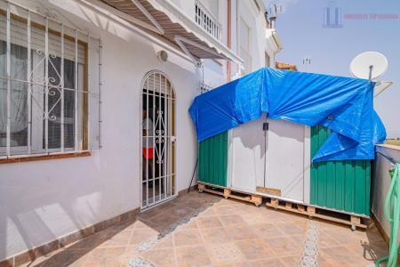 Venta de casa en Alhendín