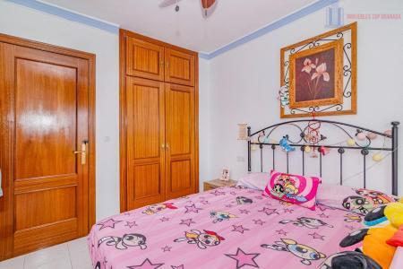 Venta de casa en Alhendín