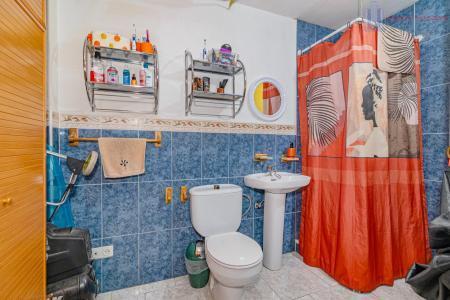 Venta de casa en Alhendín