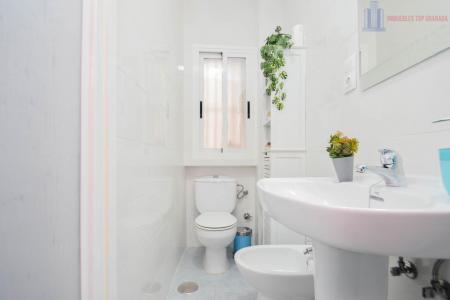 Venta de piso en Granada