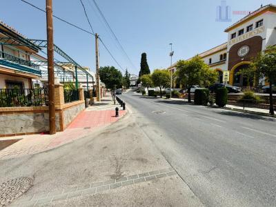 Venta de casa en Alhendín