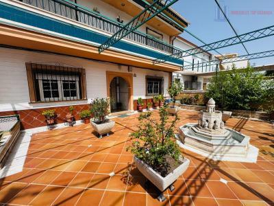 Venta de casa en Alhendín