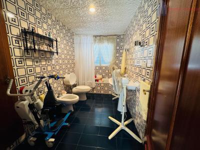 Venta de casa en Alhendín