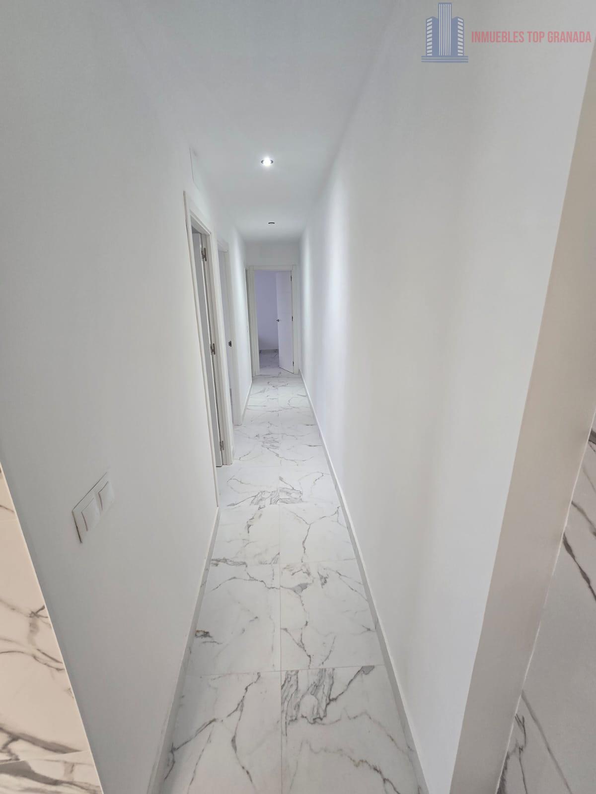 Venta de casa en La Zubia