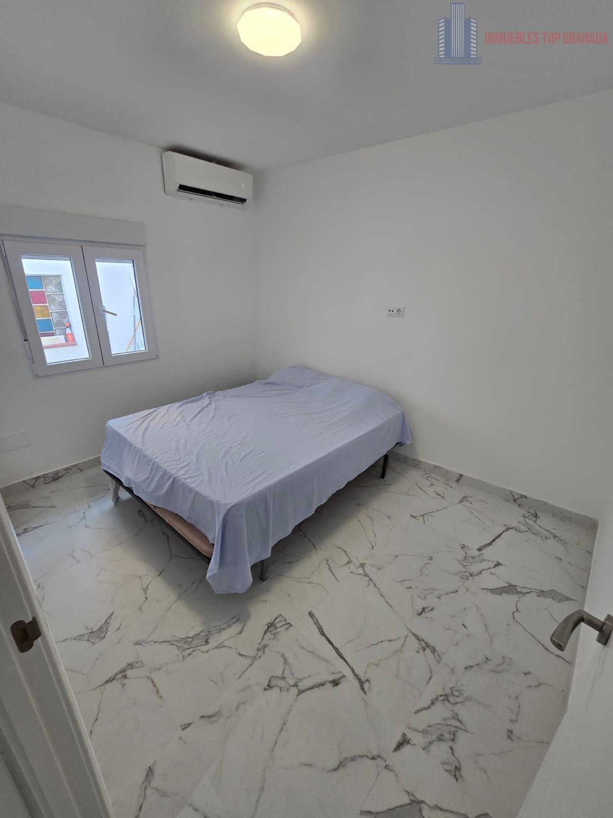 Venta de casa en La Zubia