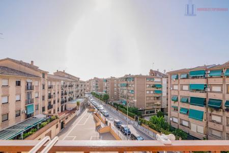 Venta de piso en Granada