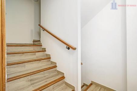 Venta de casa en Granada